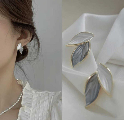 Rockjon Korean Earrings for girls & women stud earrings party wear casual wear Alloy Stud Earring