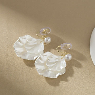 MYKI Beach Wear Shell Shaped White Dangle Earring For Women & Girls Alloy Drops & Danglers