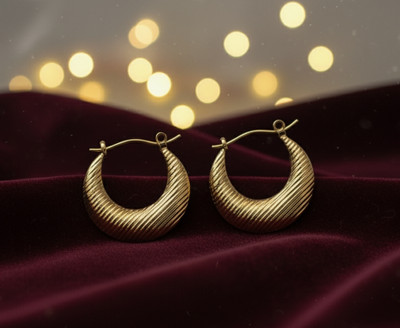 GSH Vintage Textured Gold Crescent Hoop Earrings Stainless Steel Hoop Earring
