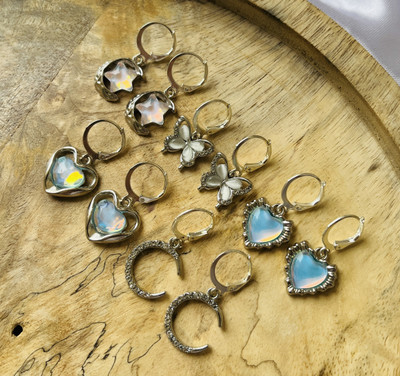 Sonisirani Pack of 5 Aesthetic Trendy AD Silver Charm Round Hoop Earrings For Women Alloy Hoop Earring