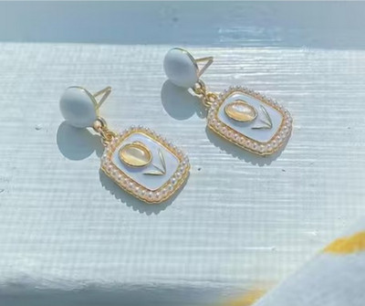 Solis Sarah KOREAN EARRING|WOMEN EARRINGS |White ,Gold Tulip Design| SOLIS SARAH Pearl Stainless Steel, Alloy Earring Set, Plug Earring, Stud Earring
