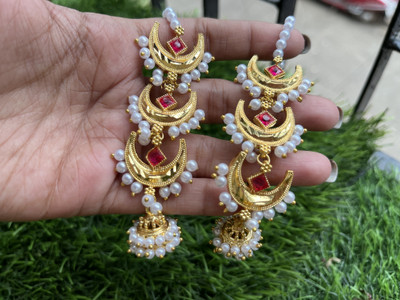 ALANKARSTORE White_Chandra_Earcuff Alloy Cuff Earring