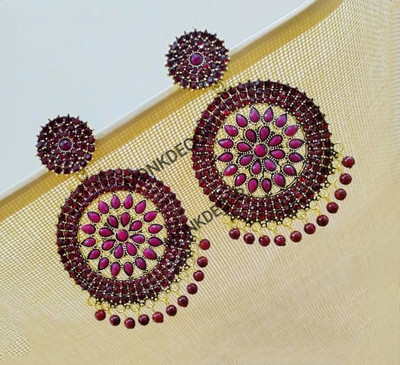 MONKDEOCR Stylish Round Gola Stone Artificial Alloy Stud Earring
