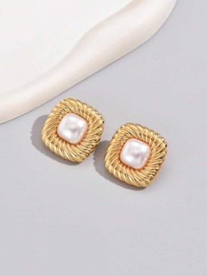 MoonMade Big White Pearl Square Pearl Stainless Steel Plug Earring