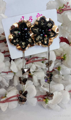 Epshitacreation Black-Golden Color Flower Shape Fancy for Jewelry Making, Craft Item Brass Earring Set