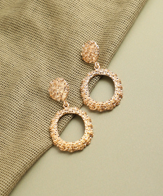 SOHI Gold Plated Party Designer Drop Earring For Women Alloy Drops & Danglers