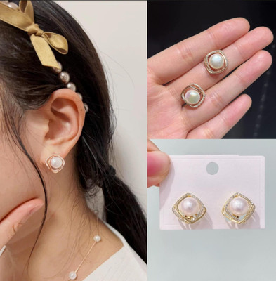 Qalakriti 5555 Brass Stud Earring