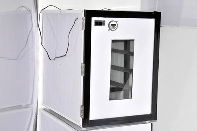 METRO IMPEX Full-Automatic Egg Incubator | 210 Egg Capacity incubator All-in-One Egg Incubator