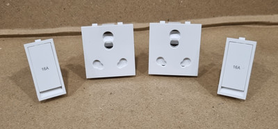 SARA modular power switch /16amp 5pin socket (4pic pack) 16 A Five Pin Socket