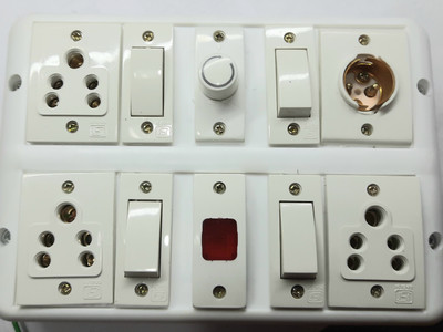 BAHUL Surface wall board no90876 6 A Four Pin Socket