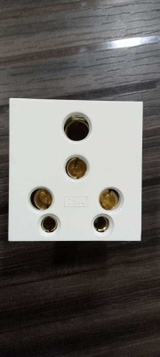 parth 029 25 A Five Pin Socket