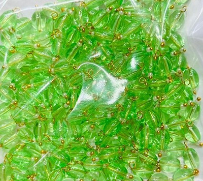 The Giftery Oval Glass Hanging Beads (Green) Embroidery Hoop(Pack of 100)