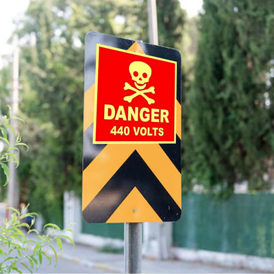 Tatmods Tatmods Danger High Voltage Sign – 6x6 Inch Board for Electrical Panels Emergency Sign
