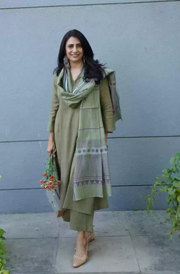 Lamba Creations Embroidered Kurta, Trouser/Pant & Dupatta Set