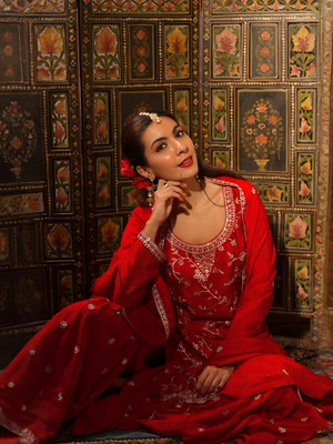 LIBAS Women Kurta Sharara Dupatta Set