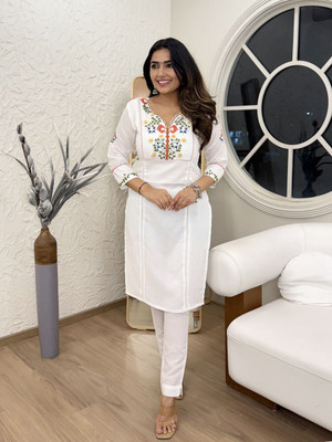 edjy Women Kurti Pant Set