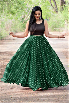 GUNHILD Women Crop Top Skirt Set