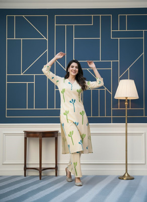 Bhagyesh Fashion Women Kurti Pant Set