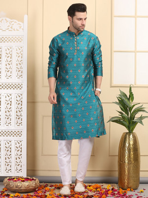 Larwa Men Kurta Pyjama Set