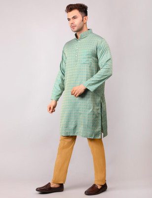 ADARNIYA Men Kurta Pyjama Set