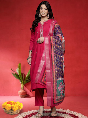 Varanga Women Kurta Pant Dupatta Set