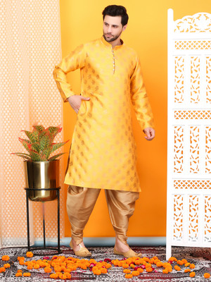 Over Crowd Men Kurta Salwar Set