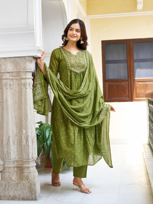 Parnavi Women Kurti Pant Dupatta Set