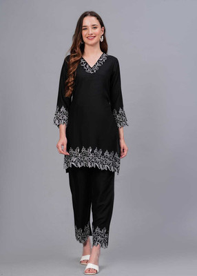 Knancy Creation Top Pant Co-ords Set with Coat