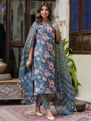 VredeVogel Women Kurta Pant Dupatta Set