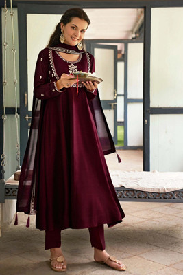 KOTRONS Women Kurti Pant Dupatta Set