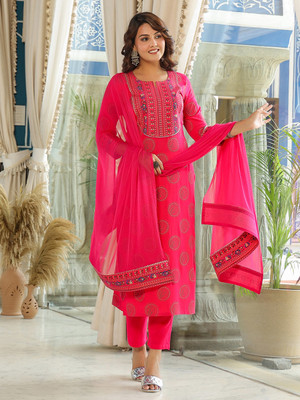 Tasrika Women Kurta Pant Dupatta Set