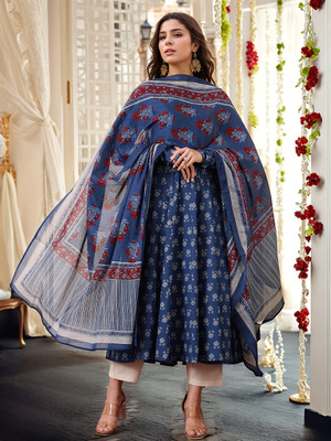 Tasrika Women Kurta Pant Dupatta Set