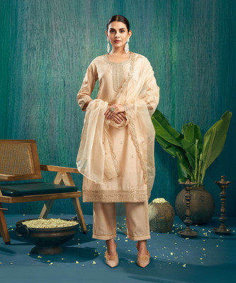 Skylee Women Kurta Pant Dupatta Set