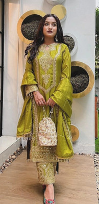 PILUDI HOUSE Embroidered Kurta, Salwar & Dupatta Set
