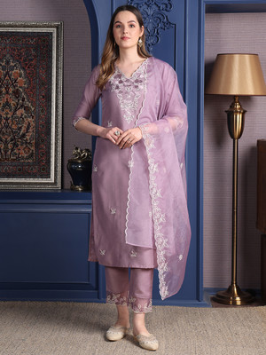 berrylicious Women Kurta Pant Dupatta Set