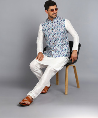 karnam Men Kurta Pyjama Ethnic Jacket Set