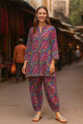 Priyashi Women Kurti Pant Set
