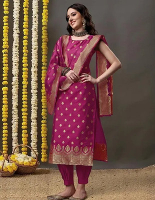 TILKI FASHION Women Kurti Pant Attached Dupatta Set