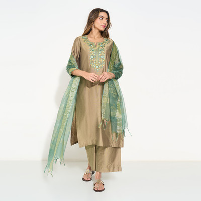 Rangmanch by Pantaloons Women Set