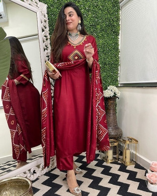 ZAVYAA Women Kurti Pant Dupatta Set
