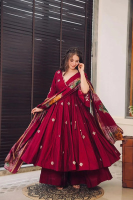 Tasrika Women Kurti Palazzo Dupatta Set