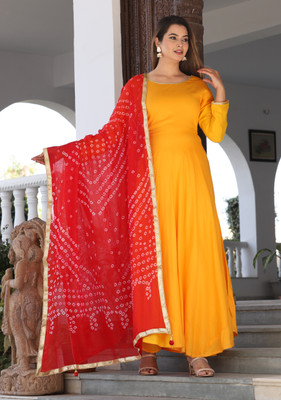 SINGNI Women Kurta Pant Set
