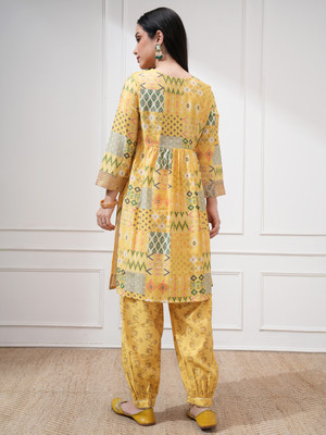 Vishudh Women Ethnic Top Pant Set