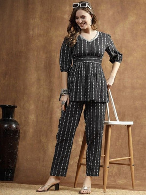 SUBH LAXMI Women Kurta Palazzo Set