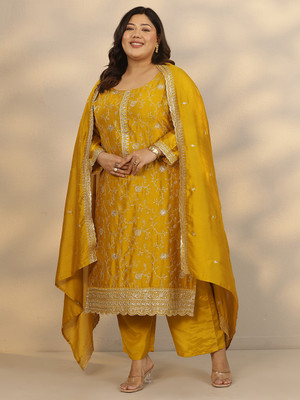 EXTRA LOVE BY LIBAS Women Kurta Pant Dupatta Set