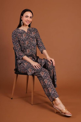 Floro Women Kurti Pant Set