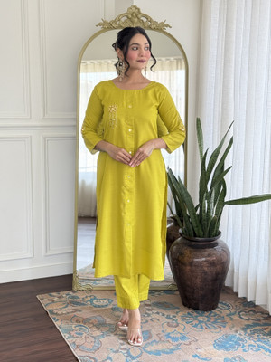 hitarth fashion Women Kurti Pant Dupatta Set