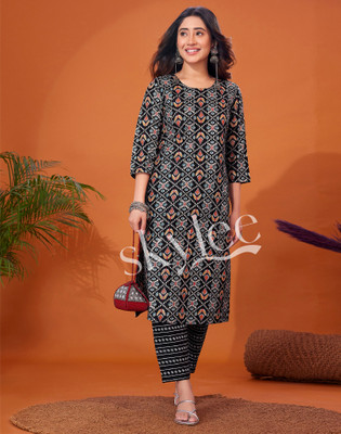 Skylee Women Kurta Pant Set