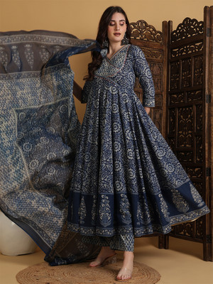 Gulmohar Jaipur Women Kurta Palazzo Dupatta Set