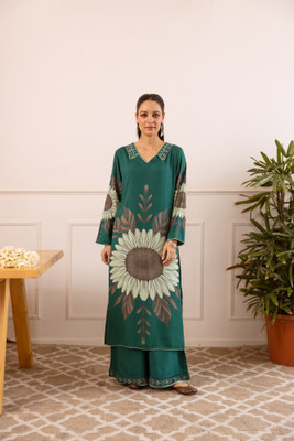 Nehamta Women Kurta Palazzo Set